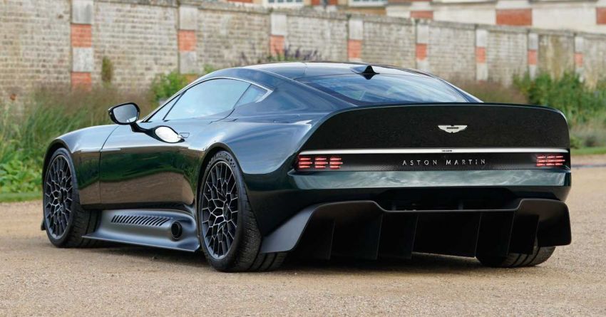 Experience The Real Vintage Speed-Aston Martin Victor